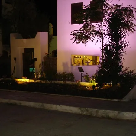 Ece Bodrum 3* ゴルトゥルブク