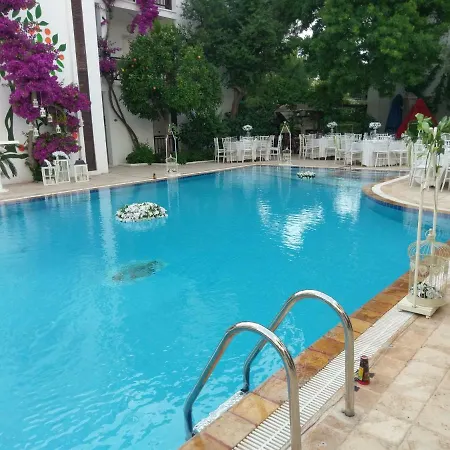 Ece Bodrum 3* Göltürkbükü